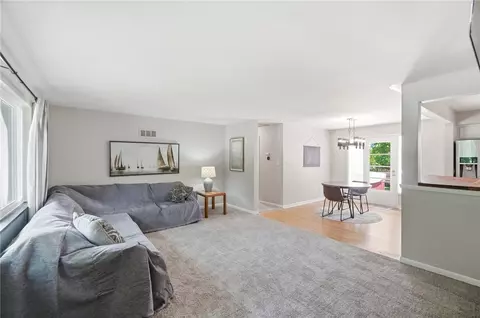 Living - 4440 Wing View Ln, Kettering, OH 45429 photo 1 of 4