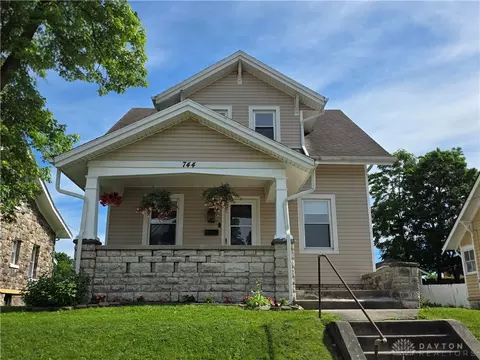 744 E Pearl St, Miamisburg, OH 45342