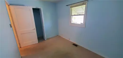 Bedroom - 2611 Morton Dr, Springfield, OH 45505 photo 2 of 2