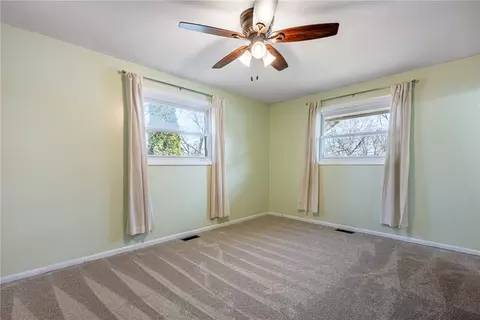 Bedroom - 4433 Appleton Pl, Kettering, OH 45440 photo 3 of 10