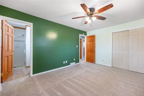 Bedroom - 4433 Appleton Pl, Kettering, OH 45440 photo 4 of 10