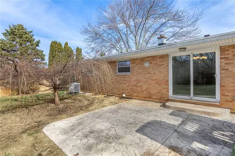 Exterior - 4433 Appleton Pl, Kettering, OH 45440 photo 3 of 7