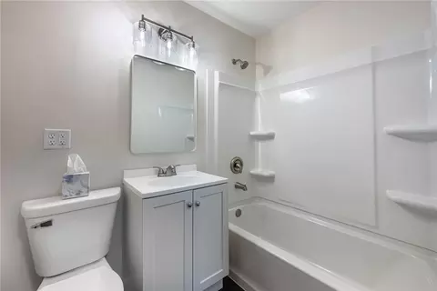 Bath - 4433 Appleton Pl, Kettering, OH 45440 photo 1 of 3