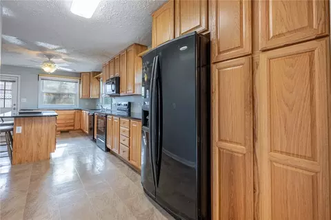 Kitchen - 4433 Appleton Pl, Kettering, OH 45440 photo 1 of 6