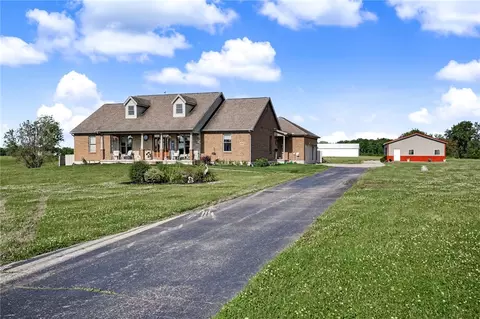 1643 St John Rd, Jamestown, OH 45335