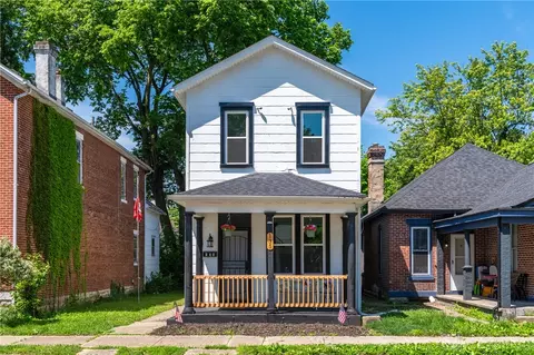 135 Drummer Ave, Dayton, OH 45403