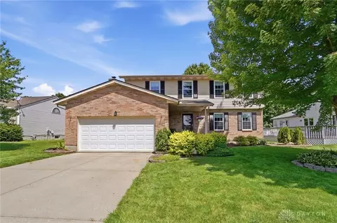 861 W Aberdeen Dr, Trenton, OH 45067