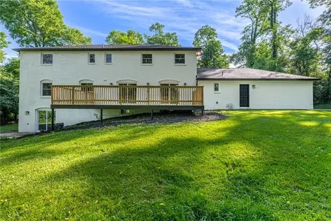 Exterior - 474 Chowning Cir, Kettering, OH 45429 photo 5 of 11