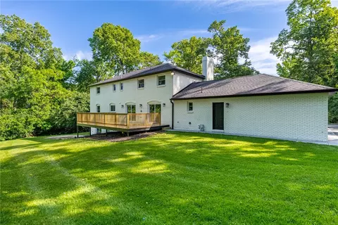 Exterior - 474 Chowning Cir, Kettering, OH 45429 photo 4 of 11