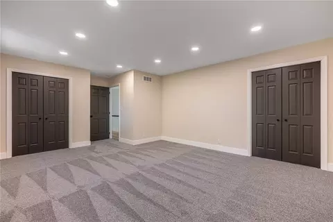 Bedroom - 474 Chowning Cir, Kettering, OH 45429 photo 4 of 8