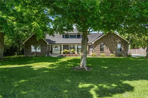2501 Swailes Rd, Troy, OH 45373