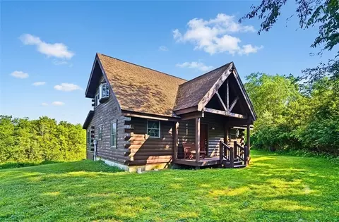 6081 Panhandle Rd, Hillsboro, OH 45133