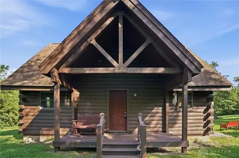 6081 Panhandle Rd, Hillsboro, OH 45133