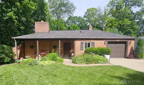 1826 Shady Ln, Dayton, OH 45432
