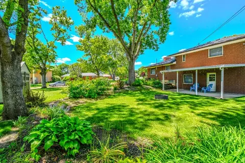 Exterior - 3836 Benfield Dr, Kettering, OH 45429 photo 7 of 10