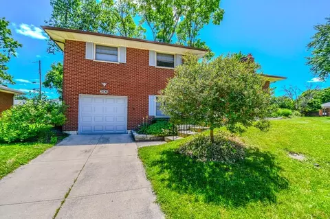 Exterior - 3836 Benfield Dr, Kettering, OH 45429 photo 3 of 10