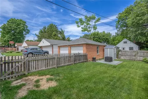 Exterior - 2816 Colonial Ave, Kettering, OH 45419 photo 5 of 7