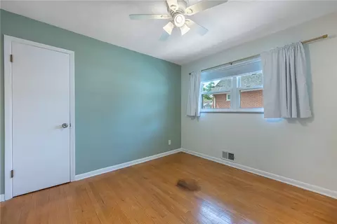 Bedroom - 2816 Colonial Ave, Kettering, OH 45419 photo 5 of 6