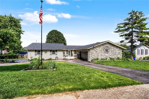20 Annie Lou Dr, Hamilton, OH 45013