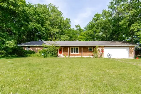 5582 Ozias Rd, Eaton, OH 45320
