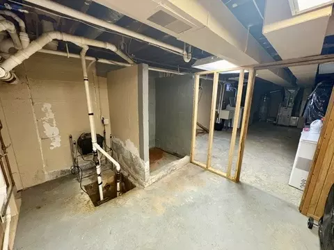 Other - 2648 S Burnett Rd, Springfield, OH 45505 photo 4 of 20