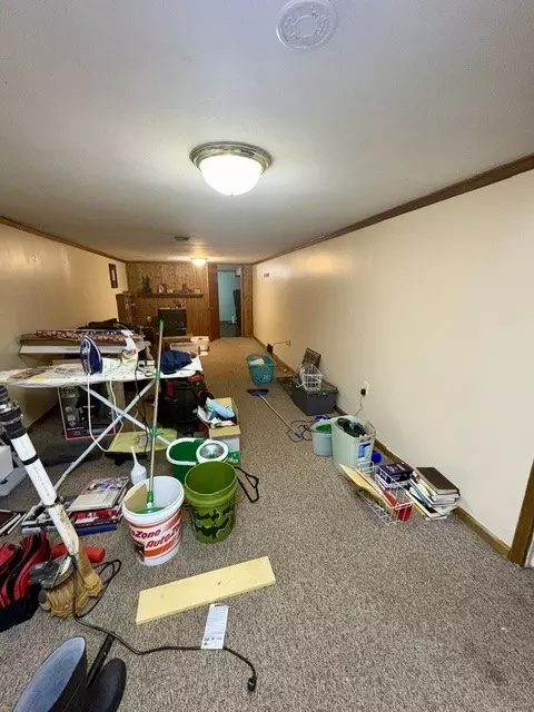 Entry Way - 2648 S Burnett Rd, Springfield, OH 45505 photo 2 of 2