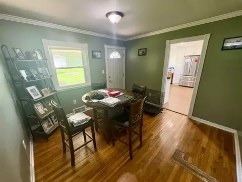 Dining - 2648 S Burnett Rd, Springfield, OH 45505 photo 3 of 3