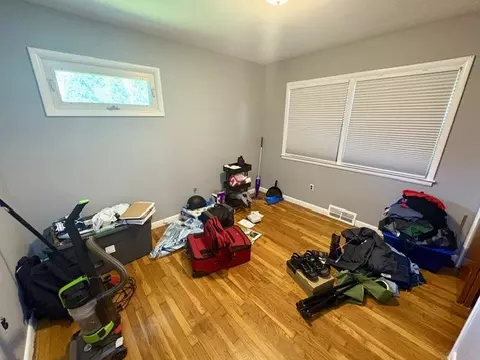 Bedroom - 2648 S Burnett Rd, Springfield, OH 45505 photo 1 of 6