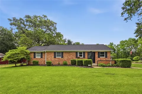 2608 Craig Rd, Springfield, OH 45502