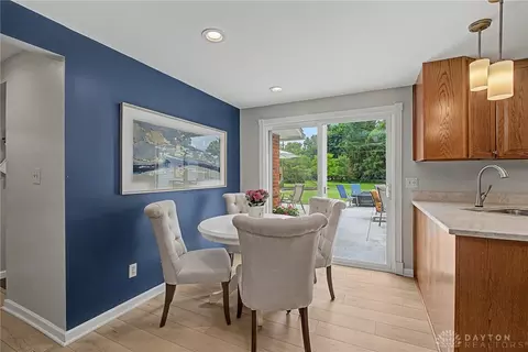 Dining - 846 New England Ave, Centerville, OH 45429 photo 1 of 3