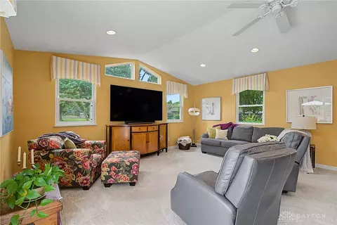 Living - 846 New England Ave, Centerville, OH 45429 photo 3 of 3