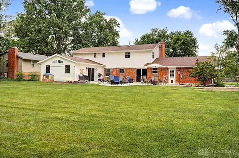 Exterior - 846 New England Ave, Centerville, OH 45429 photo 10 of 10
