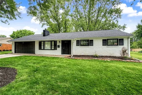 154 Tuxworth Rd, Centerville, OH 45458