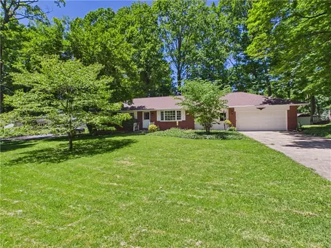 1339 Fudge Dr, Beavercreek, OH 45434