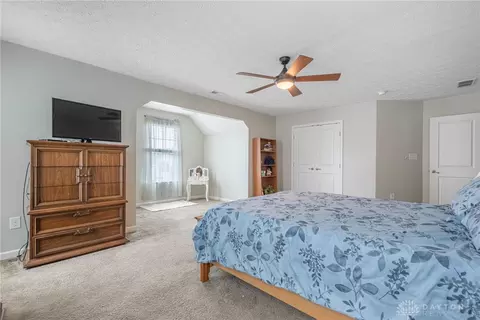 Bedroom - 1219 Artesian Ln, Fairborn, OH 45324 photo 8 of 11