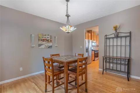 Dining - 1219 Artesian Ln, Fairborn, OH 45324 photo 2 of 5