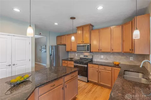 Kitchen - 1219 Artesian Ln, Fairborn, OH 45324 photo 4 of 5