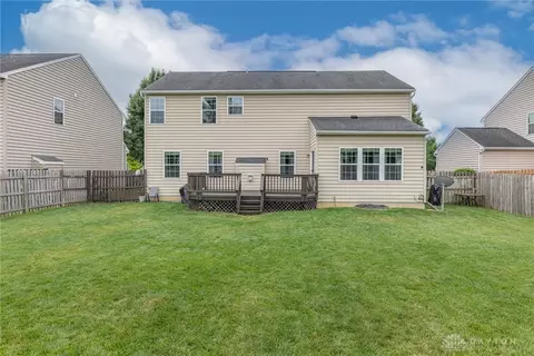 Exterior - 1219 Artesian Ln, Fairborn, OH 45324 photo 6 of 8