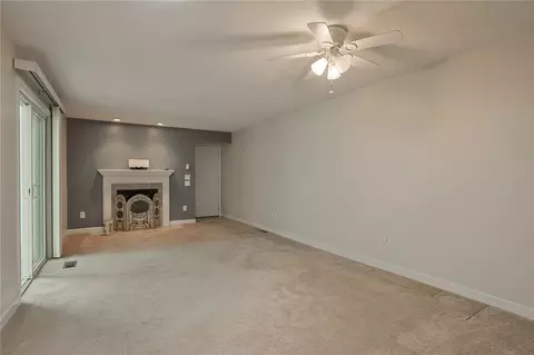 Living - 6340 Jason Ln, Centerville, OH 45459 photo 4 of 8