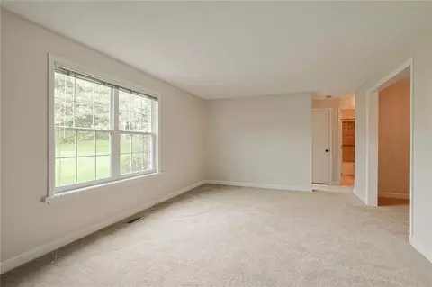 Living - 6340 Jason Ln, Centerville, OH 45459 photo 1 of 8