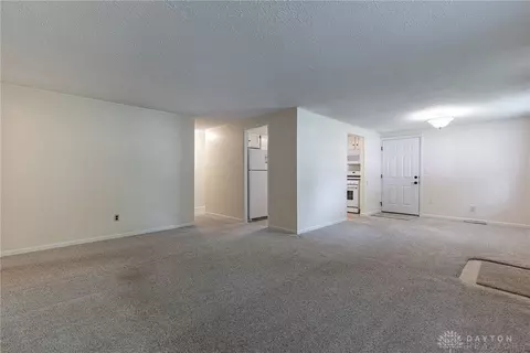 Living - 3689 Elmira Dr, Kettering, OH 45439 photo 3 of 3