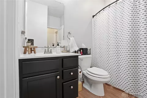 Bath - 9415 Oak Brook Dr, Centerville, OH 45458 photo 1 of 4