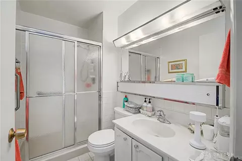 Bath - 2230 S Patterson Blvd #23, Kettering, OH 45409 photo 2 of 2