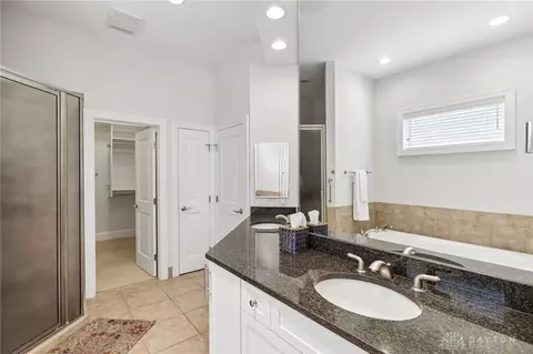 Bath - 269 Rue Marseille, Kettering, OH 45429 photo 1 of 6