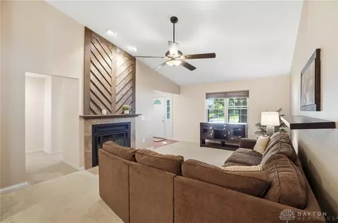 610 Basil St, Springboro, OH 45066 photo 9