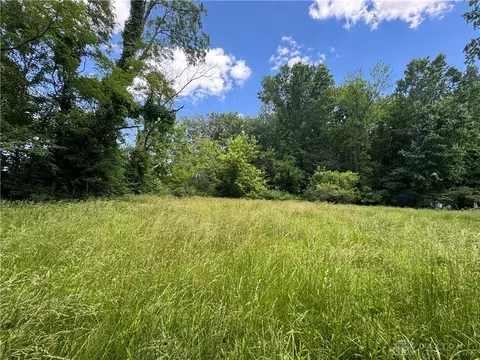 600 Ward Koebel Rd, Washington Twp, OH 45054