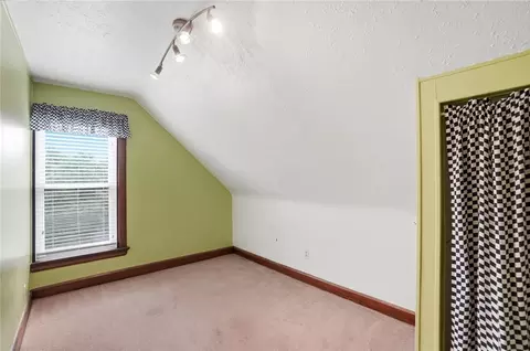 Bedroom - 4315 Sullivan Ave, Cincinnati, OH 45217 photo 7 of 7
