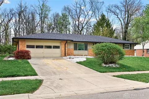 4444 Seville Dr, Englewood, OH 45322