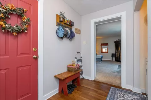 Entry Way - 2561 Ballentine Pike, Springfield, OH 45502 photo 3 of 3