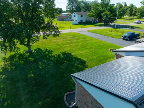 View/Area - 2561 Ballentine Pike, Springfield, OH 45502 photo 5 of 6